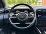 Hyundai Tucson 1.6 T-GDI HEV Comfort Smart NL-Auto, 1650kg Trekgewicht! | Navigatie | Camera | Apple Carplay/Android Auto | Stuur- + Stoelverwarming | Elek. Achterklep | Rijklaarprijs!