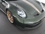 Porsche 911 GT3 992 |dealer onderhouden|Oakgreen metallic|neodyme wielen|keramisch|Bose|lift|sportuitlaat|sport chrono|18-voudig|carbon interieur|matrix LED|