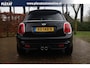 MINI Cooper S 2.0 Chili Serious Business Aut. | Harman-Kardon | Panorama | HUD | Dealeronderhouden | Sportstoelen | NAP | LED |