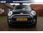MINI Cooper S 2.0 Chili Serious Business Aut. | Harman-Kardon | Panorama | HUD | Dealeronderhouden | Sportstoelen | NAP | LED |
