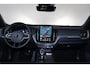 Volvo XC60 T8 Recharge AWD Ultra Black Edition - Panorama/schuifdak - IntelliSafe Assist & Surround - 360º Camera - Harman/Kardon audio - Adaptieve LED koplampen - Verwarmde voorstoelen, stuur & achterbank - Parkeersensoren voor & achter - Elektr. bedienb. voorstoelen met geheugen - Head up display - Draadloze tel. lader - Extra getint glas - 21' LMV