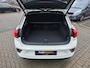 Volkswagen T-Roc 1.5 TSI R-Line Business | Met elektrische achterklep, AppleCarPlay/AndroidAuto, navigatie en achteruitrijcamera!