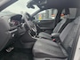 Volkswagen T-Roc 1.5 TSI R-Line Business | Met elektrische achterklep, AppleCarPlay/AndroidAuto, navigatie en achteruitrijcamera!