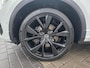 Volkswagen T-Roc 1.5 TSI R-Line Business | Met elektrische achterklep, AppleCarPlay/AndroidAuto, navigatie en achteruitrijcamera!