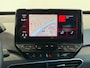 Volkswagen ID.3 Life 58 kWh Navigatie Apple Carplay/Android Auto Parkeersensoren achter Adaptive Cruise Control Stoel- en stuurverwarming Full Led Climate Control