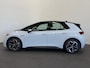 Volkswagen ID.3 Life 58 kWh Navigatie Apple Carplay/Android Auto Parkeersensoren achter Adaptive Cruise Control Stoel- en stuurverwarming Full Led Climate Control