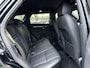 Land Rover Range Rover Evoque 1.5 P300e AWD R-Dynamic SE | Pano | HUD | Trekhaak | Carplay