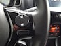 Peugeot 108 1.0 e-VTi 72pk 3D Allure Navigatie via Apple Carplay & Android Auto | Achteruitrijcamera | KEYLESS | Climate control | Bluetooth | 15inch LM-velgen