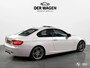 BMW 3-Serie 325i M SPORT / 6CILINDER / SCHUIFDAK / MEMORY / HIFI / 18"