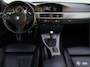 BMW 3-Serie 325i M SPORT / 6CILINDER / SCHUIFDAK / MEMORY / HIFI / 18"