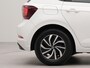 Volkswagen Polo 1.0 TSI Life Business | Apple Carplay | Bluetooth | Navigatie | Parkeersensoren voor en achter | Voorstoelen verwarmd | Cruise control | Airconditioning automatisch, 2-zone |  |