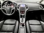 Opel Astra Sports Tourer 1.6 Turbo Sport 170Pk Automaat (SCHUIFDAK, NAVIGATIE, STUUR/STOELVERWARMING, LEDEREN SPORTSTOELEN, XENON, GETINT GLAS, TREKHAAK, CRUISE, NIEUWE APK, NIEUWSTAAT)