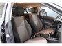 Hyundai i20 1.2 HP i-Motion Premium Stoel + stuur verwarming / Trekhaak / Achteruitrijcamera /