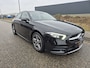 Mercedes-Benz A-klasse 180 Business Solution AMG AMG uitvoering / origineel Nederlander.