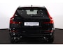 Volvo XC60 T6 Recharge AWD Plus Black Edition - Panorama/schuifdak - IntelliSafe Assist & Surround - 360º Camera - Harman/Kardon audio - Adaptieve LED koplampen - Verwarmde voorstoelen, stuur & achterbank - Parkeersensoren voor & achter - Elektr. bedienb. voorstoelen met geheugen - Draadloze tel. lader - Extra getint glas - 21' LMV