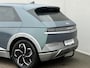 Hyundai Ioniq 5 Lounge AWD 77.4 kWh 325pk / Afneembare Trekhaak 1600 Kg / Fabrieksgarantie tot 11-2027 / Dealer Onderhouden / Panoramadak / Warmtepomp / 8 Jaar Batterij Garantie / Panoramadak / HUD / BOSE / Elektr. Stoelen / Stoel Verwarming / Stoel Ventilatie / 360 Camera / Dodehoek Detectie / Elektr. Achterklep / Memory Stoelen /
