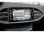 Peugeot 308 1.2 PureTech 110pk Style Airco Navi Panoramadak Dealer onderhouden