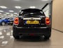 MINI Cooper Mini 1.5 Chili Serious Business * Panoramadak / Leder / Camera / Navigatie / NL Auto *
