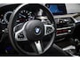 BMW 5-Serie Touring 530i M-Sport High Executive | PANORAMADAK | HOUTAFWERKING | STUURVERWARMING | 360 CAMERA | 20"