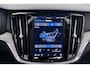 Volvo V60 2.0 T6 PHEV AWD Plus Dark Pano-dak el.Trekhaak Camera Adp.Cruise