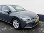 Volkswagen Golf 1.5 TSI 131pk Life | Navigatie | 17" Velgen | Privacy glass