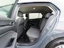 Volkswagen Golf 1.5 TSI 131pk Life | Navigatie | 17" Velgen | Privacy glass