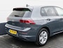 Volkswagen Golf 1.5 TSI 131pk Life | Navigatie | 17" Velgen | Privacy glass