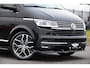 Volkswagen Transporter 2.0 TDI L2H1 30 DC Caravelle Virtual, Camera, Carplay, Leder, LED, 2 x Electrische deur, Clima, Trekhaak, 150pk, Automaat, Uniek! Bulli, Highline!