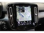 Volvo XC40 B4 197PK Plus Dark | 360° | Panoramadak | Getint Glas | HK Audio