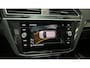 Volkswagen Tiguan 1.5 TSI R-Line Business Nederlndse auto navigatie panoramadak parkeersensoren virtuele cockpit