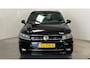 Volkswagen Tiguan 1.5 TSI R-Line Business Nederlndse auto navigatie panoramadak parkeersensoren virtuele cockpit