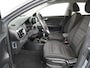 Kia Stonic 1.0 T-GDi MHEV DCT7 120PK DynamicLine Navi Pack Automaat - Navigatie - Camera - Climate control - Cruise control - Trekhaak - Fabrieksgarantie tot 11-2028