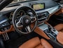BMW 5-Serie 530e iPerformance High Exe M-Sport PANO HARMAN KARDON HUD 360 CAMERA 20 INCH SHADOW MEMORY STOEL