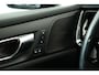Volvo V60 2.0 T8 Twin Engine AWD R-Design / Pilot assist / HUD / Harmankardon / CarPlay