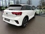 Volkswagen T-Roc 1.5 TSI R-Line | Black style | Panoramadak | 19 inch | Camera | Keyless | Dode hoek | Rijklaar incl. garantie