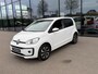 Volkswagen Up! 1.0 Active 5-deurs | Lichtmetalen velgen | Mistlampen | Extra getint glas | Leder stuurwiel | Stoelverwarming | Bluetooth | Rijklaar incl. garantie
