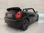 MINI Cooper Cabrio 1.5 Chili Aut. BLACK ALL BLACK LED/LEER MINI YOURS/NAVI-PRO/SFEER/KEYLESS/BLACK-PACK/17"BLACK/PDC+ASSISTENT/NET GROTE OH BEURT GEHAD