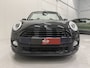 MINI Cooper Cabrio 1.5 Chili Aut. BLACK ALL BLACK LED/LEER MINI YOURS/NAVI-PRO/SFEER/KEYLESS/BLACK-PACK/17"BLACK/PDC+ASSISTENT/NET GROTE OH BEURT GEHAD