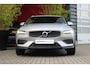 Volvo V60 Cross Country 2.0 B5 AWD Plus | 360 Camera | Pilot Assist | Stuur/stoelverwarming | Memory Seats
