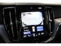 Volvo XC60 B5 250PK Momentum Exclusive | 360º | HK Audio | panoramadak | Black Pack | Adap Cruise | Head-Up