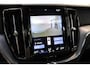 Volvo XC60 B5 250PK Momentum Exclusive | 360º | HK Audio | panoramadak | Black Pack | Adap Cruise | Head-Up