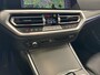 BMW 3-Serie Touring 330i High Executive Edition M-Sport | Individual Citrinschwarz | Apple Carplay/Android Auto | Panoramadak | Getint glas | Head-up display | M Aerodynamica | Stuurwiel verwarmd |