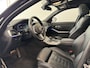 BMW 3-Serie Touring 330i High Executive Edition M-Sport | Individual Citrinschwarz | Apple Carplay/Android Auto | Panoramadak | Getint glas | Head-up display | M Aerodynamica | Stuurwiel verwarmd |
