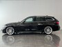 BMW 3-Serie Touring 330i High Executive Edition M-Sport | Individual Citrinschwarz | Apple Carplay/Android Auto | Panoramadak | Getint glas | Head-up display | M Aerodynamica | Stuurwiel verwarmd |