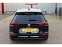 Volkswagen Golf Variant 1.0 eTSI Life Business O.a: Stoelverw, Stuurverw, Camera, PDC, Carplay, Etc. All-in prijs!