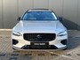 Volvo V60 T6 Plug-in hybrid AWD Ultra Dark | Panoramadak | Head-up Display | Harman Kardon | Leder | Adaptieve Cruise Control | Trekhaak |