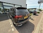 Volkswagen Tiguan Allspace 1.5 TSI R-Line Business 150 PK| Origneel Nederlands | 1e Eigenaar | Dealeronderhouden | 7 Zits Leder Bekleed | Trekhaak | Panoramdak | Stoelverwarming | Navigatie Pro | Verwarmbare Voorruit | LED Matrix | Harman Kardon