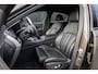 BMW X6 xDrive40i High Executive HUD | H&K | Pano | Luchtvering | 360 Camera | Stuurverwarming | Memory seats | Trekhaak | Adapt. Cruise Control + Zelfsturende functie