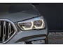 BMW X6 xDrive40i High Executive HUD | H&K | Pano | Luchtvering | 360 Camera | Stuurverwarming | Memory seats | Trekhaak | Adapt. Cruise Control + Zelfsturende functie