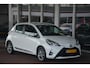 Toyota Yaris 1.5 Hybrid Aspiration | Navigatie | Camera | Automaat | Cruise | Clima | NL auto!! | Onderhoudshistorie aanwezig laatste beurt bij 105000 km